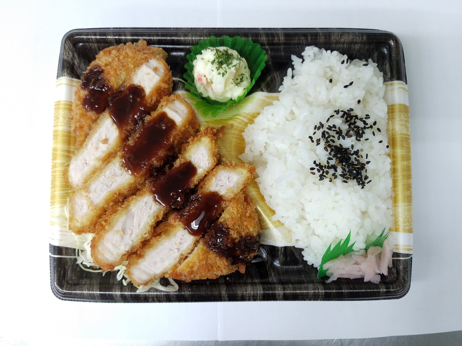 とんかつ弁当